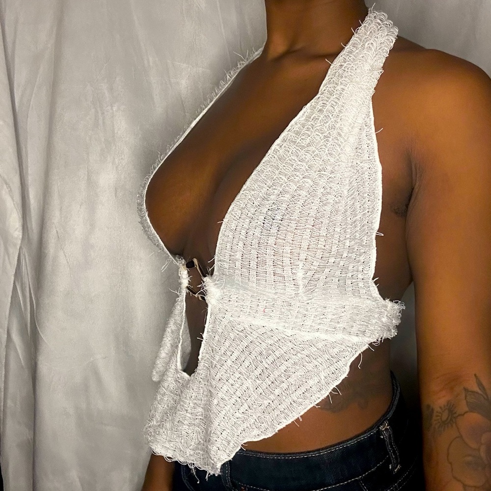 Cropped Top - Picture 2 of 3